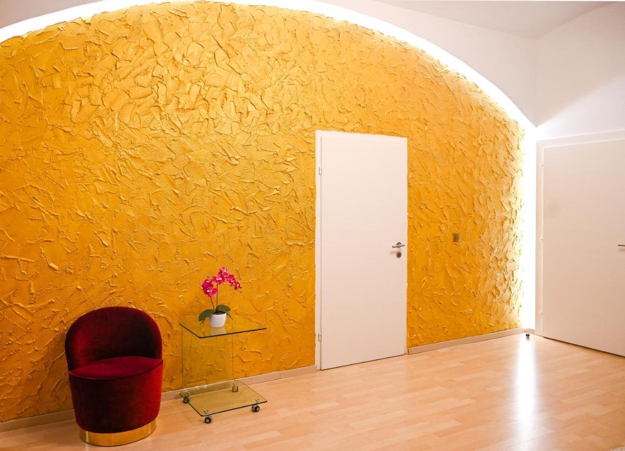 Elegant Suite Altes Akh Vienna Exterior photo