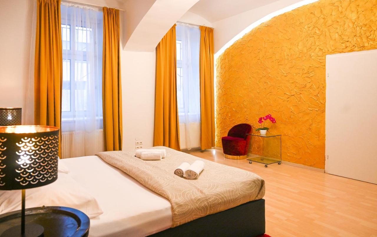 Elegant Suite Altes Akh Vienna Exterior photo